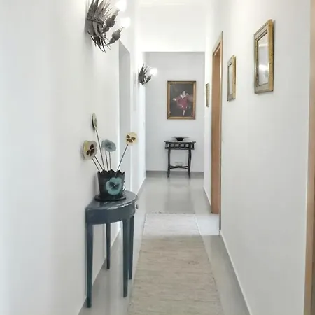 Cozy House With Garden In Messines 149 M² Mountain View