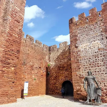 Cozy House With Garden In Messines 149 M² Mountain View * São Bartolomeu de Messines